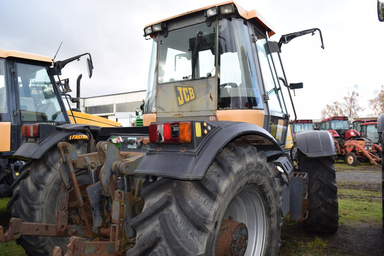 JCB Fastrac 2135 - 4WS - جرار: صورة 4 JCB Fastrac 2135 - 4WS - جرار: صورة 4