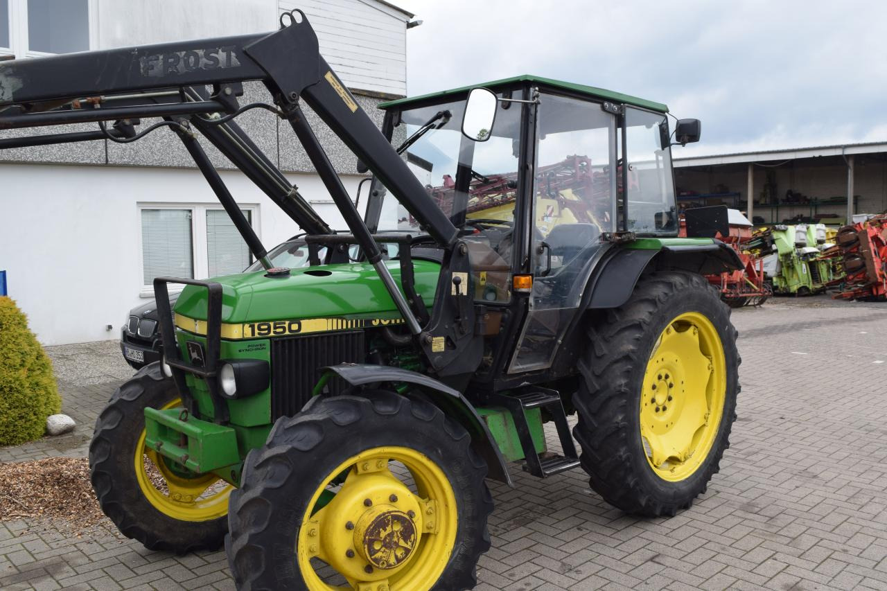 John Deere 1950 - جرار: صورة 1 John Deere 1950 - جرار: صورة 1
