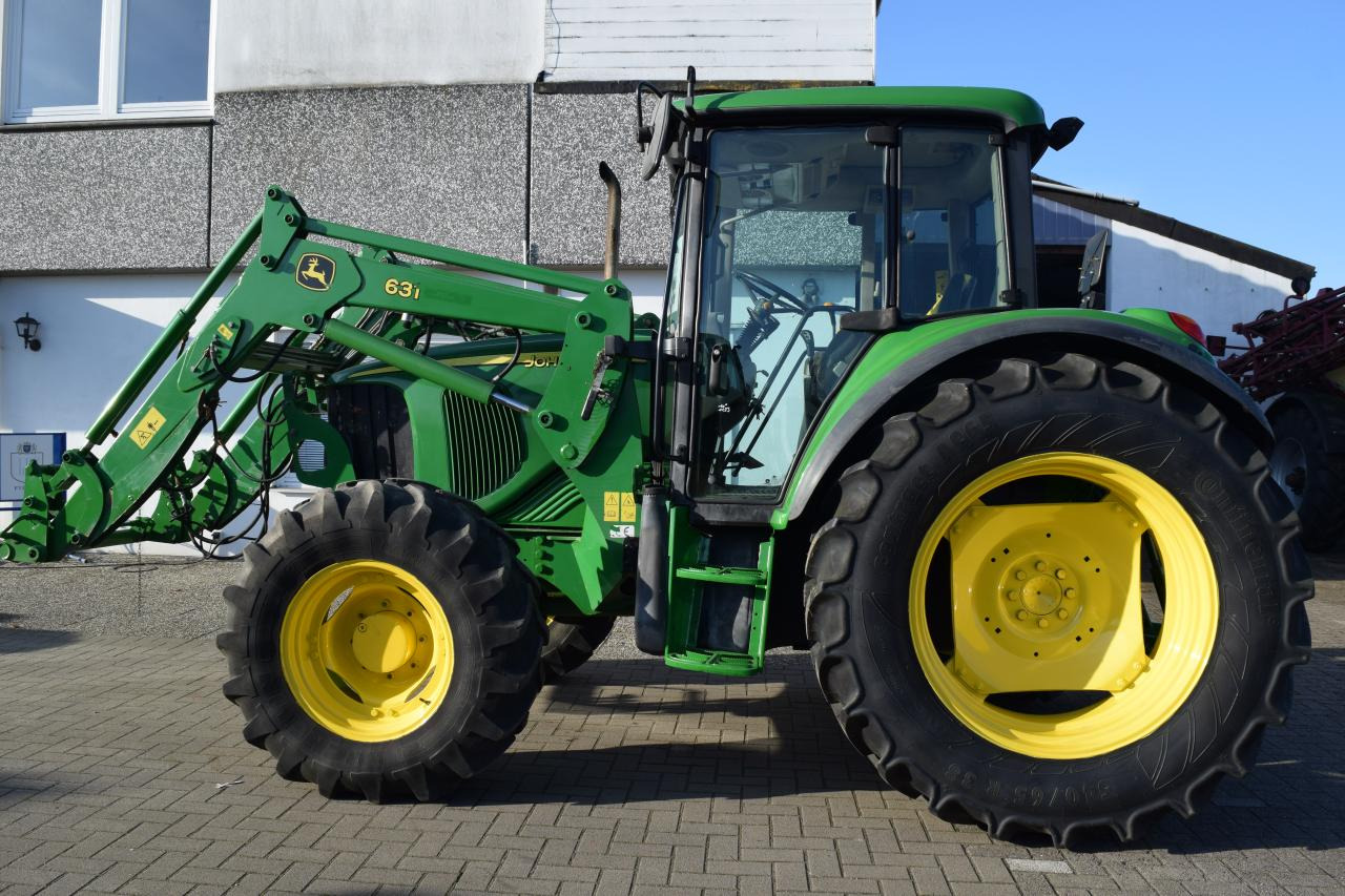 John Deere 6220 - جرار: صورة 1 John Deere 6220 - جرار: صورة 1