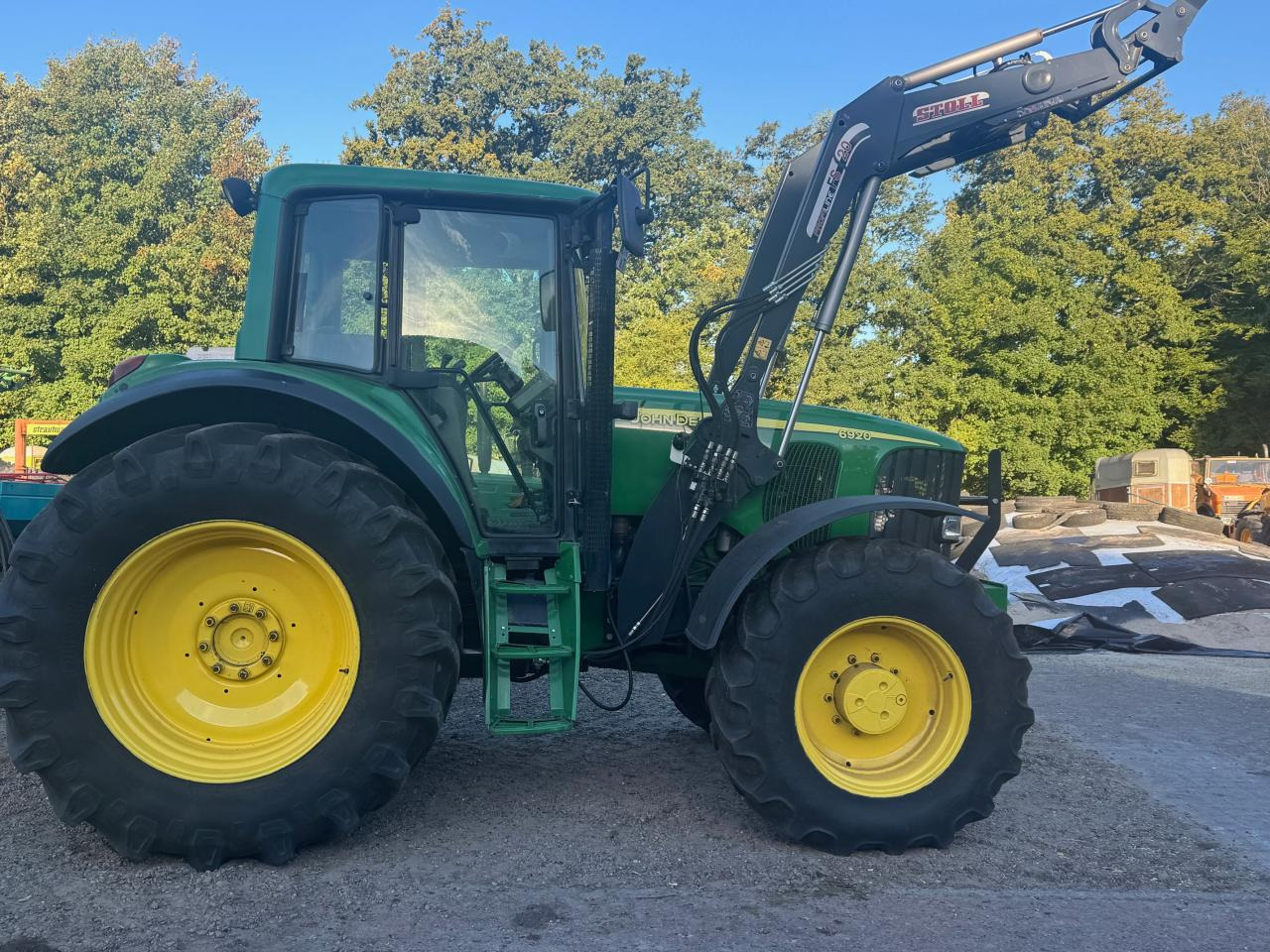 John Deere 6920 - جرار: صورة 1 John Deere 6920 - جرار: صورة 1