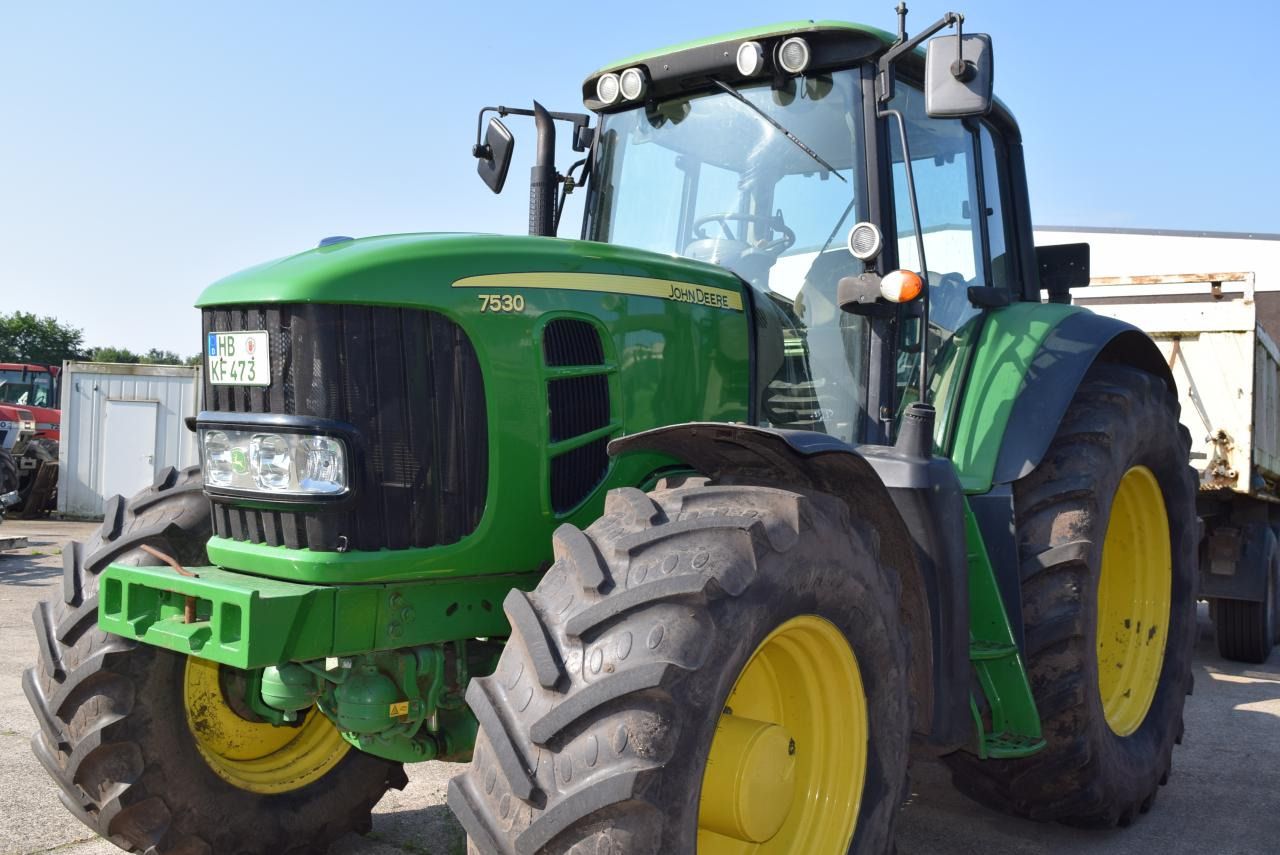 John Deere 7530 Premium - جرار: صورة 1 John Deere 7530 Premium - جرار: صورة 1
