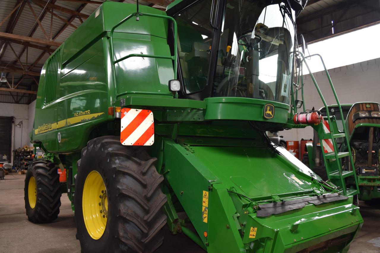John Deere 9640 WTS - حصادة: صورة 1 John Deere 9640 WTS - حصادة: صورة 1