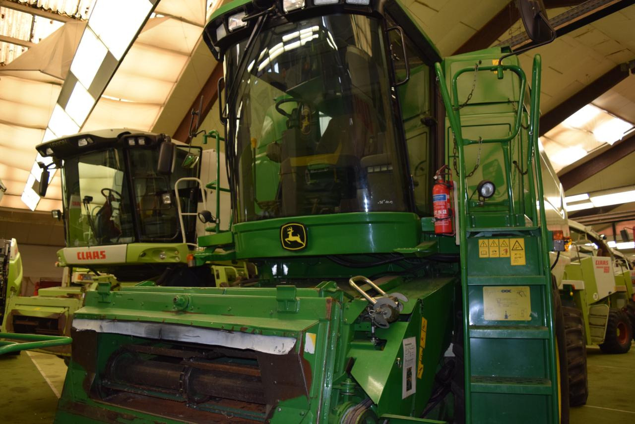 John Deere 9780 i CTS Hillmaster - حصادة: صورة 2 John Deere 9780 i CTS Hillmaster - حصادة: صورة 2