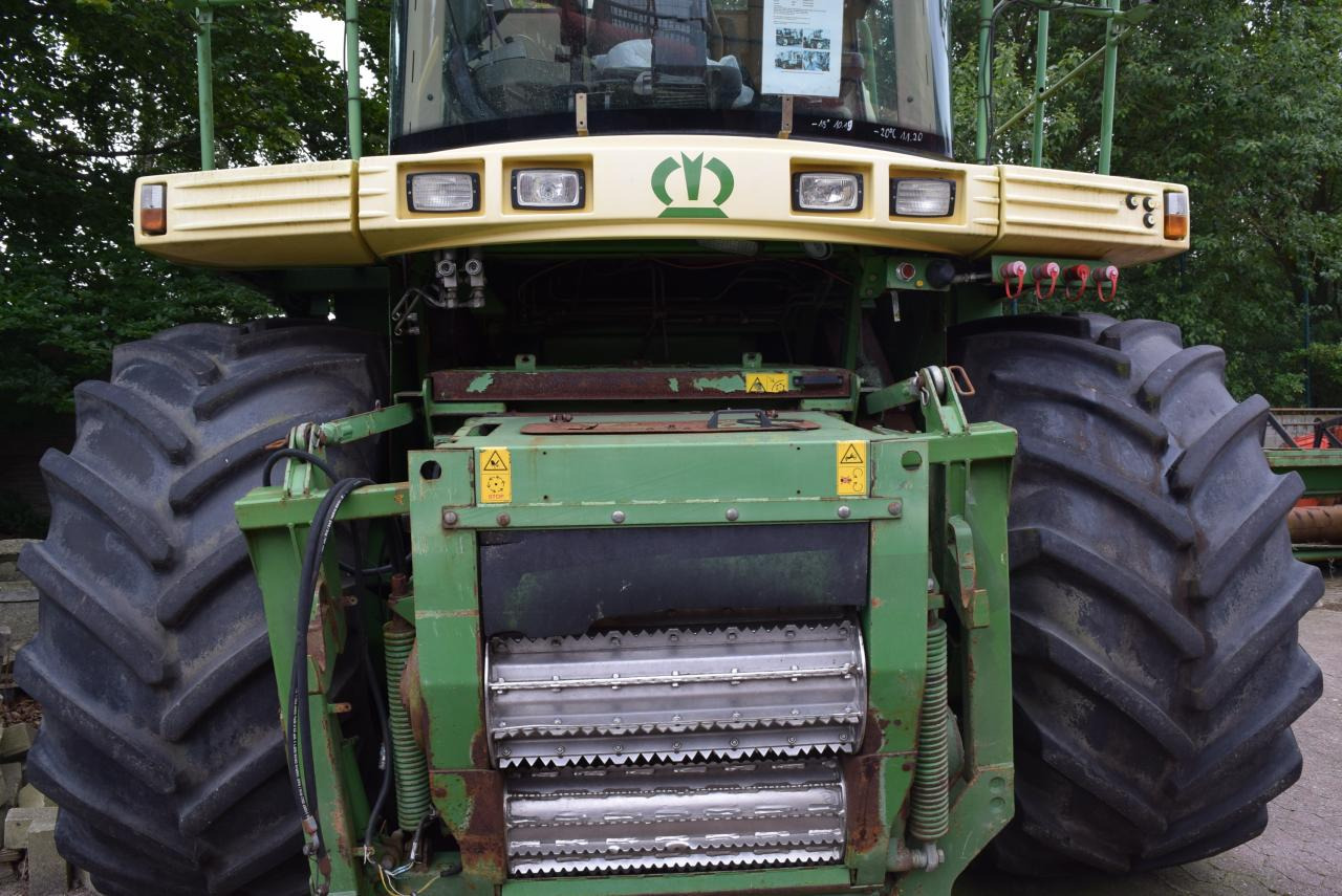 Krone BIG X V12 - حصادة الأعلاف: صورة 5 Krone BIG X V12 - حصادة الأعلاف: صورة 5
