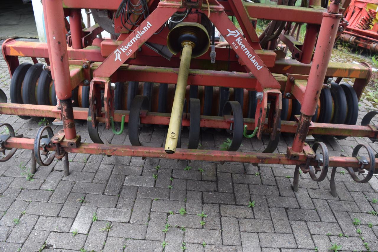 Kverneland Accord Pneumatic DA - آلة البذر: صورة 4 Kverneland Accord Pneumatic DA - آلة البذر: صورة 4