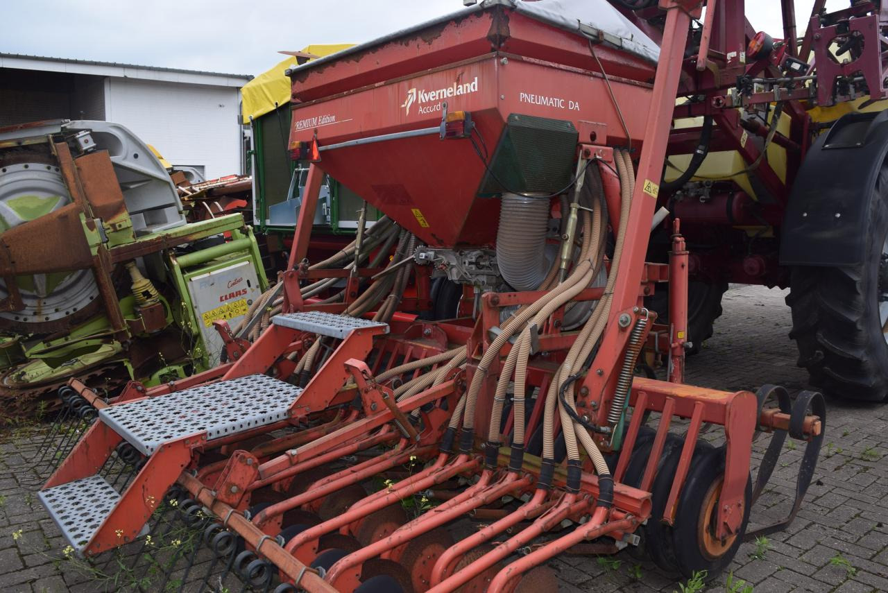Kverneland Accord Pneumatic DA - آلة البذر: صورة 1 Kverneland Accord Pneumatic DA - آلة البذر: صورة 1