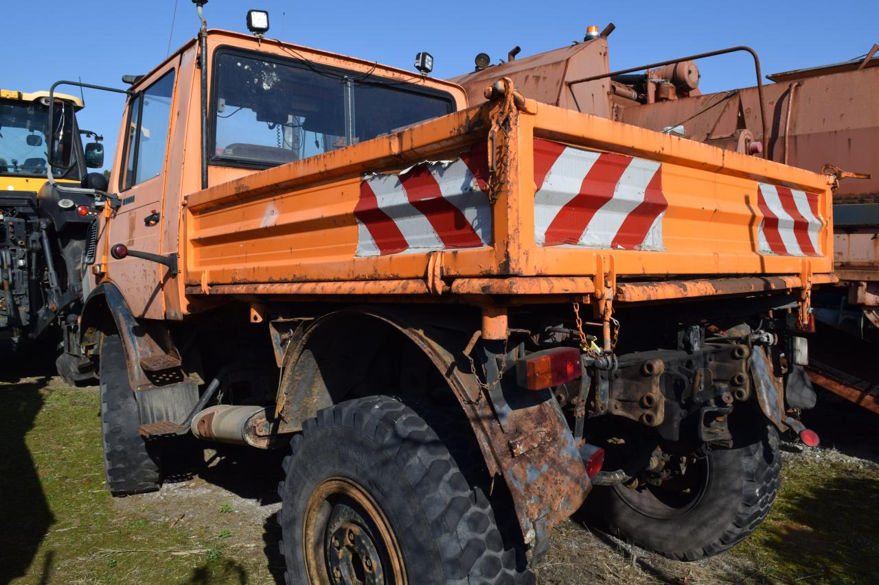 Mercedes-Benz Unimog U 1400 - سيارة خدمات/ سيارة خاصة: صورة 4 Mercedes-Benz Unimog U 1400 - سيارة خدمات/ سيارة خاصة: صورة 4