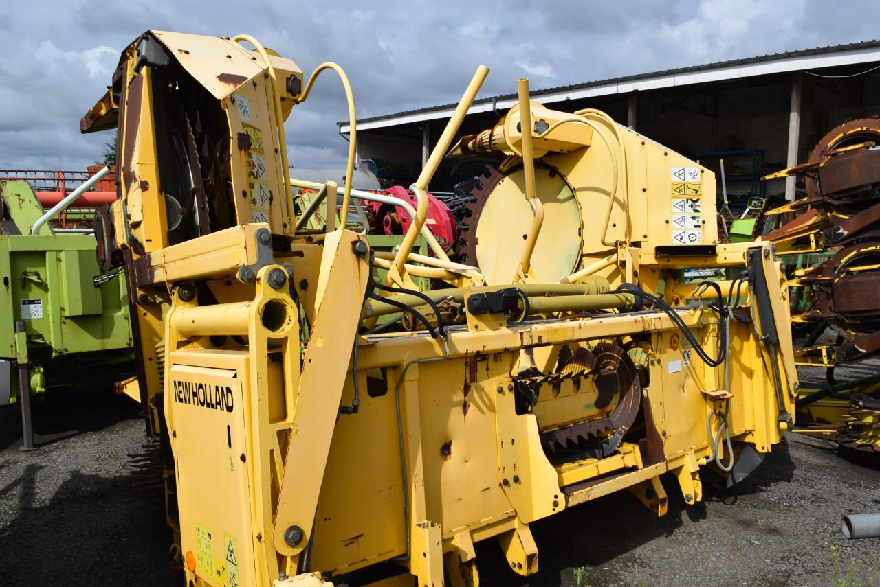 New Holland RI 600 *Maisgebiss* - حصادة ذرة: صورة 3 New Holland RI 600 *Maisgebiss* - حصادة ذرة: صورة 3