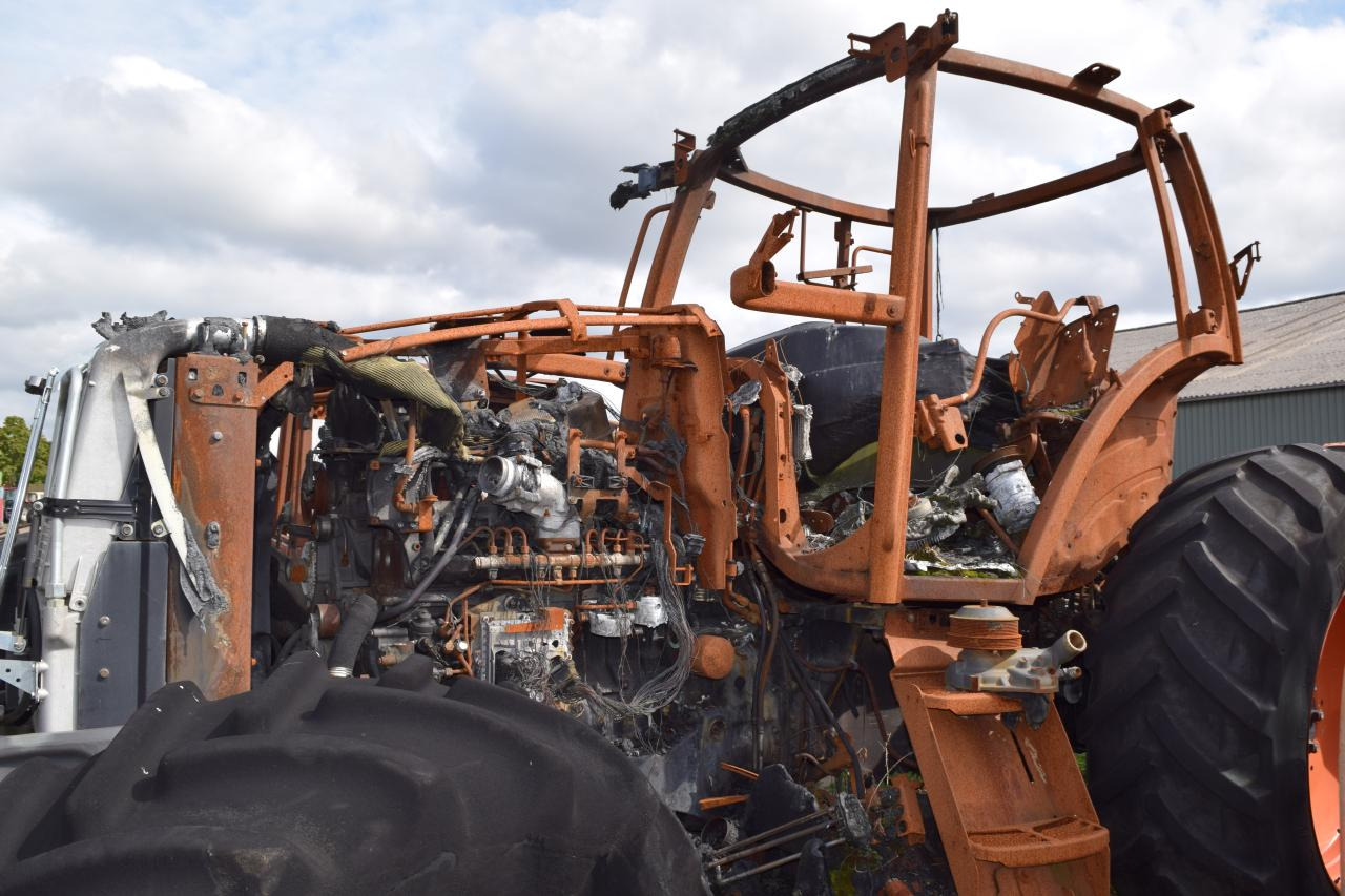 Valtra T234 *zur Teileverwertung* - جرار: صورة 4 Valtra T234 *zur Teileverwertung* - جرار: صورة 4