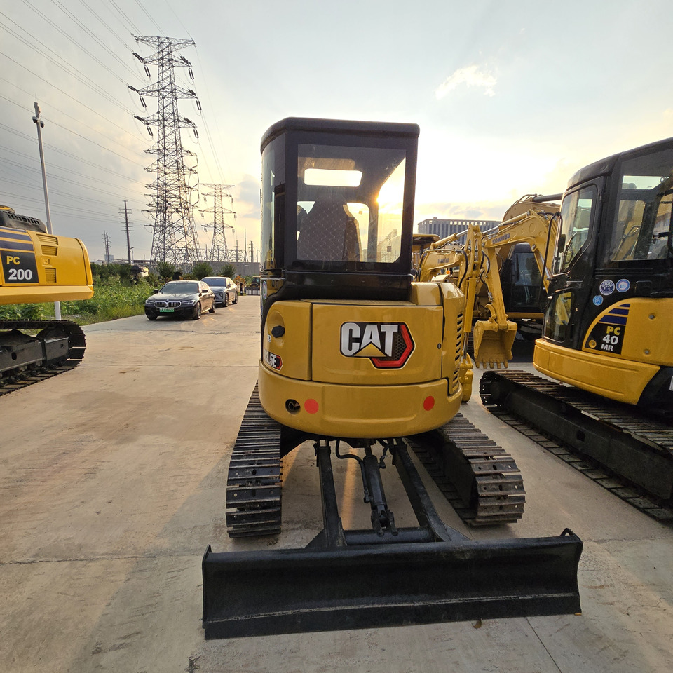 حفار صغير CATERPILLAR 303.5E2: صورة 7