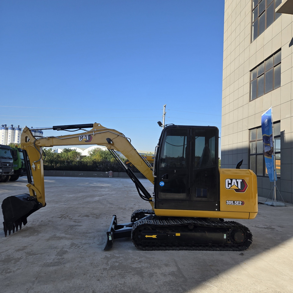 CATERPILLAR 305.5E2 - حفار صغير: صورة 1 CATERPILLAR 305.5E2 - حفار صغير: صورة 1