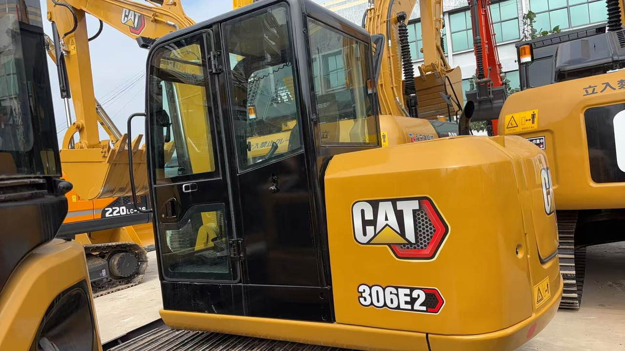CATERPILLAR 306E2 - حفار صغير: صورة 1 CATERPILLAR 306E2 - حفار صغير: صورة 1