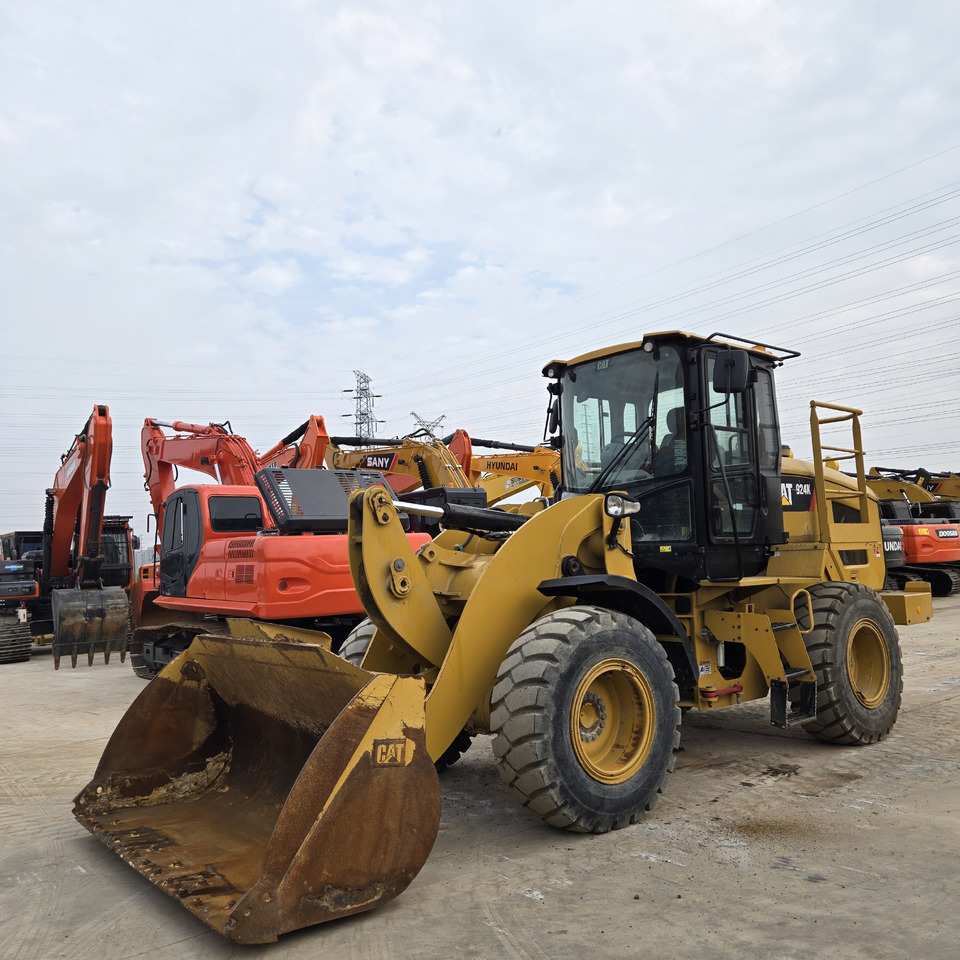 CATERPILLAR 924K - حفار ذو عجلات: صورة 2 CATERPILLAR 924K - حفار ذو عجلات: صورة 2