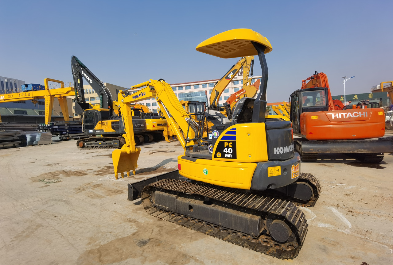 CATERPILLAR PC40MR - حفار صغير: صورة 1 CATERPILLAR PC40MR - حفار صغير: صورة 1