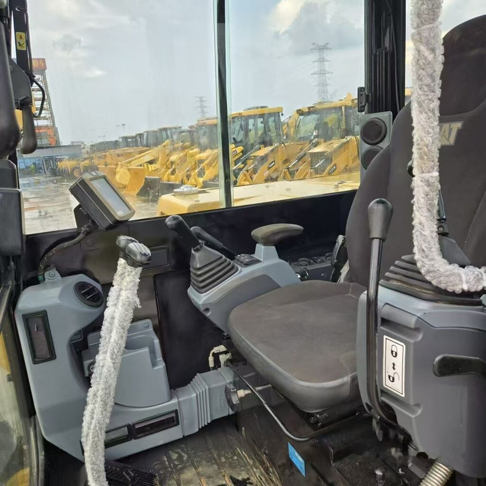 Caterpillar 306E2 - حفار صغير: صورة 1 Caterpillar 306E2 - حفار صغير: صورة 1