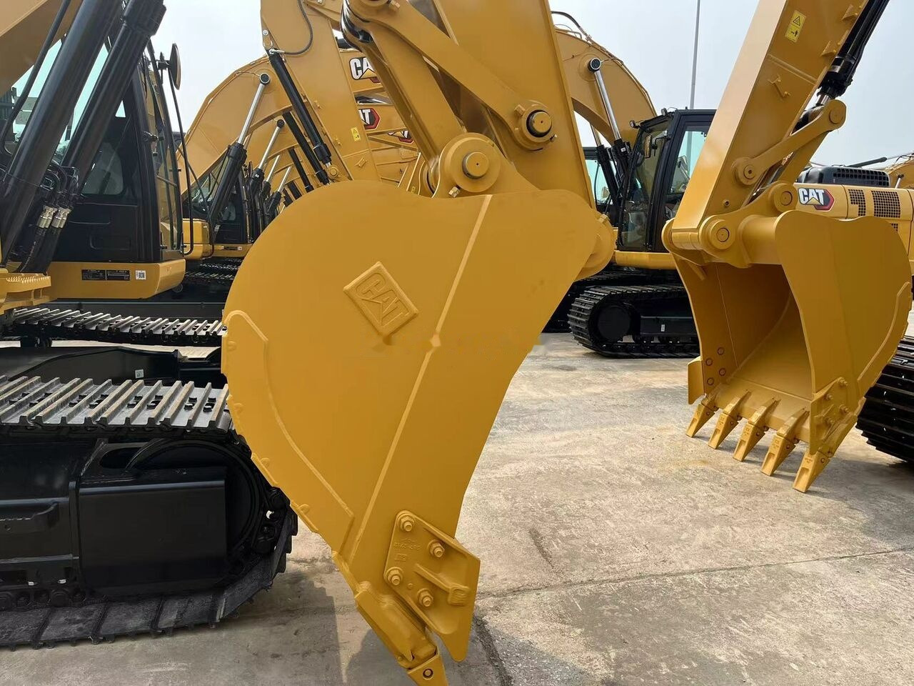 حفار زاحف للبيع  Caterpillar 320GX: صورة 9