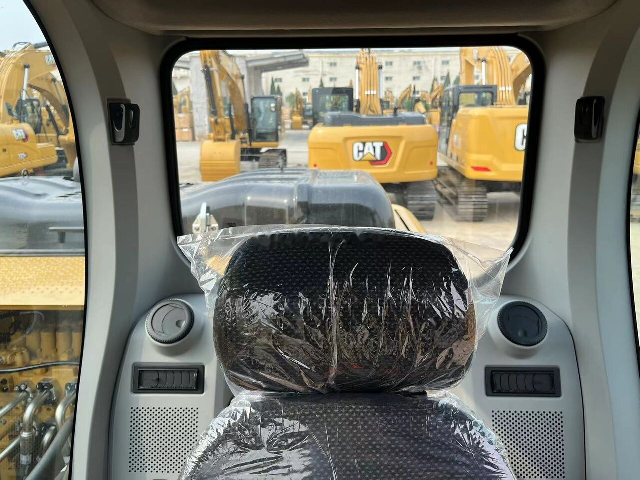 حفار زاحف للبيع  Caterpillar 320GX: صورة 13