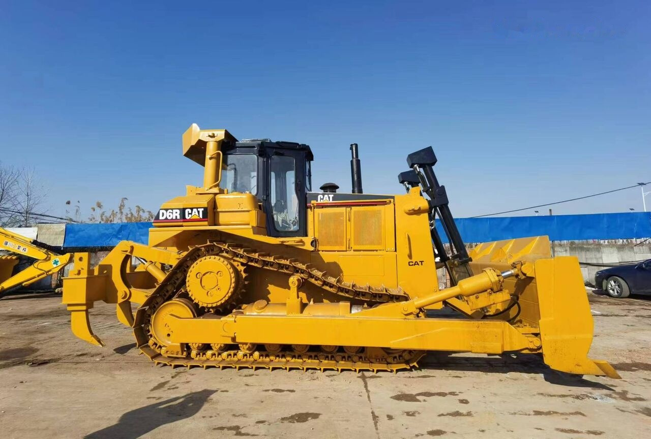 Caterpillar D6R - بلدوزر: صورة 1 Caterpillar D6R - بلدوزر: صورة 1