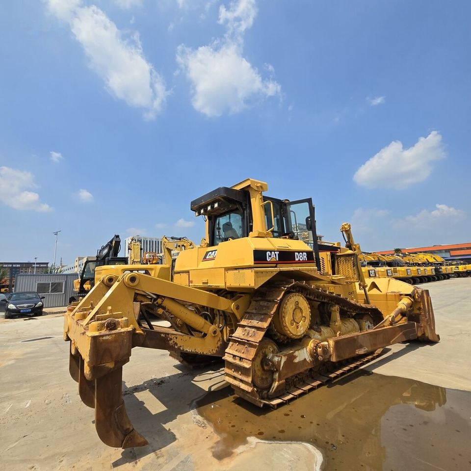 Caterpillar D8R - بلدوزر: صورة 2 Caterpillar D8R - بلدوزر: صورة 2