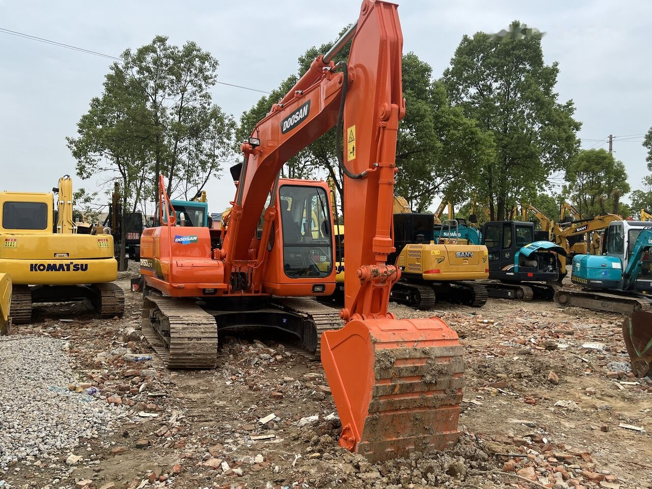 Doosan DH150LC-7 - حفار زاحف: صورة 4 Doosan DH150LC-7 - حفار زاحف: صورة 4