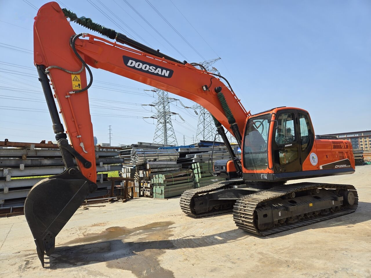Doosan DX300 - حفار زاحف: صورة 3 Doosan DX300 - حفار زاحف: صورة 3