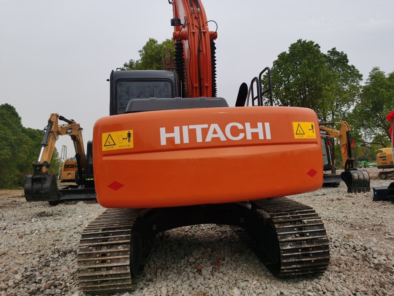 Hitachi ZX120 - حفار زاحف: صورة 4 Hitachi ZX120 - حفار زاحف: صورة 4