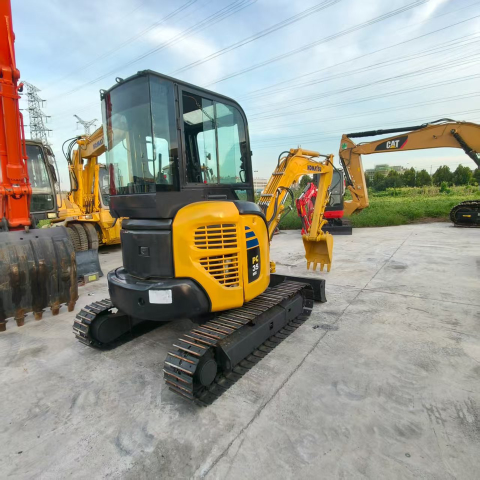 KOMATSU PC35MR - حفار صغير: صورة 1 KOMATSU PC35MR - حفار صغير: صورة 1