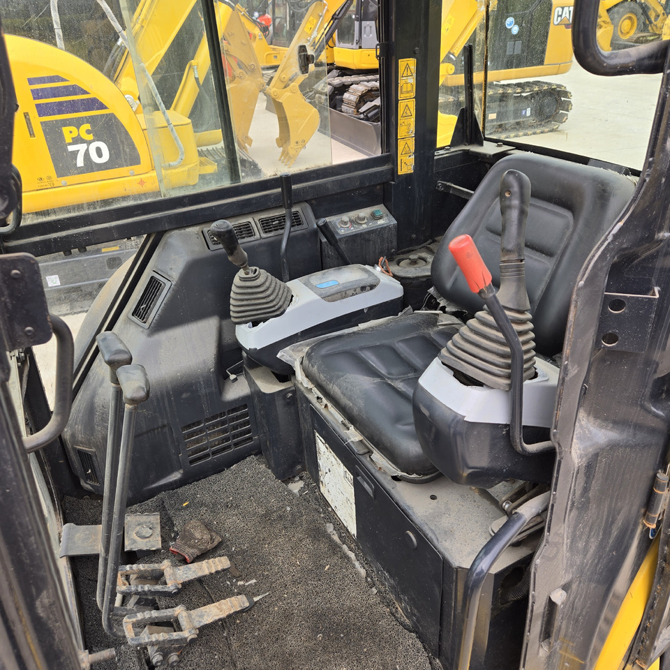 KOMATSU PC35MR - حفار صغير: صورة 5 KOMATSU PC35MR - حفار صغير: صورة 5