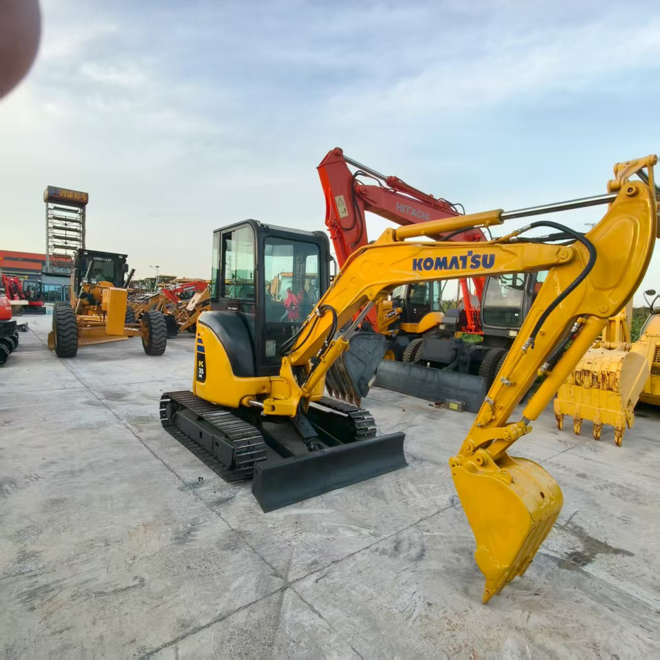 KOMATSU PC35MR - حفار صغير: صورة 2 KOMATSU PC35MR - حفار صغير: صورة 2