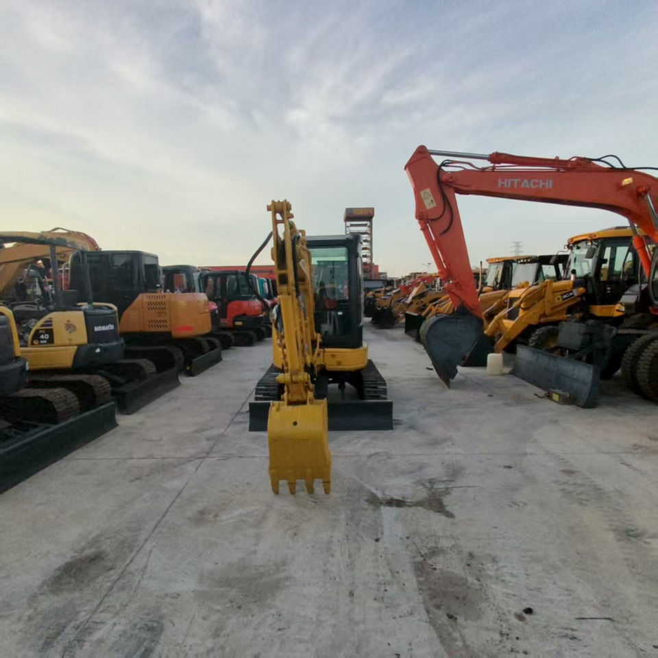 KOMATSU PC35MR - حفار صغير: صورة 3 KOMATSU PC35MR - حفار صغير: صورة 3