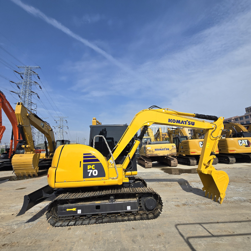 KOMATSU PC70-8 - حفار صغير: صورة 2 KOMATSU PC70-8 - حفار صغير: صورة 2