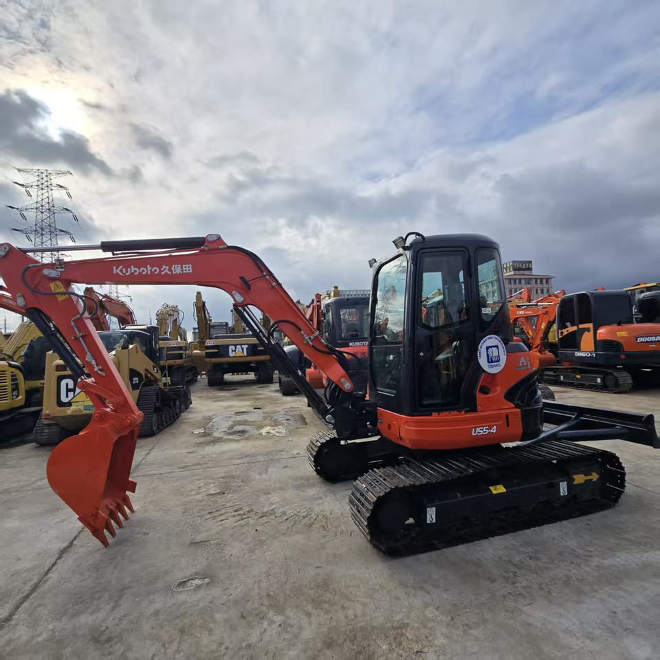 KUBOTA U55-4 - حفار صغير: صورة 1 KUBOTA U55-4 - حفار صغير: صورة 1