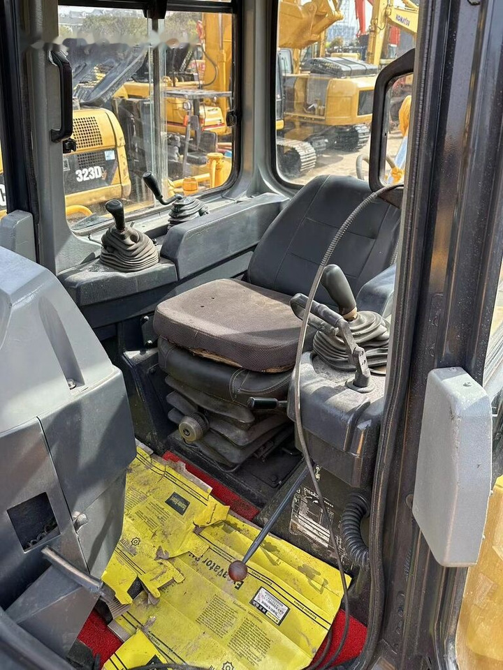 Komatsu D155A-5 - بلدوزر: صورة 3 Komatsu D155A-5 - بلدوزر: صورة 3