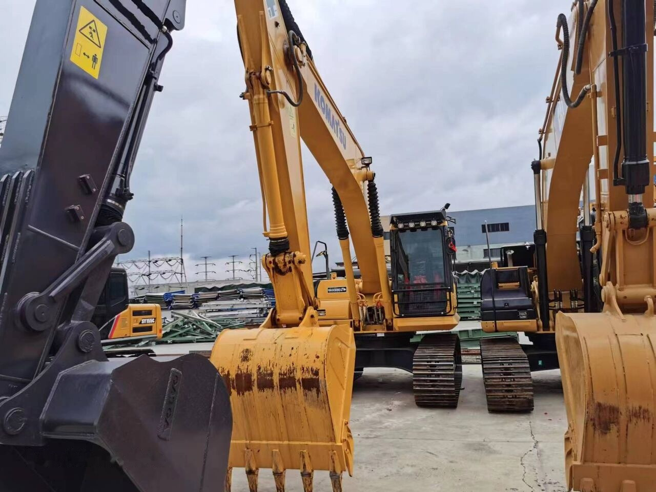 تأجير Komatsu PC200-8 Komatsu PC200-8: صورة 9