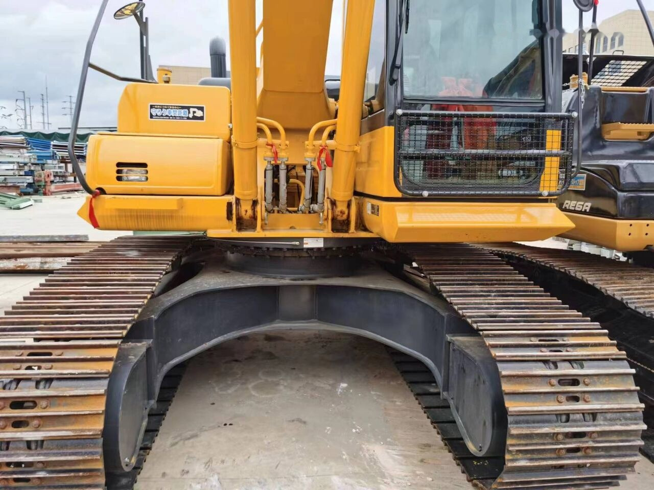 تأجير Komatsu PC200-8 Komatsu PC200-8: صورة 8