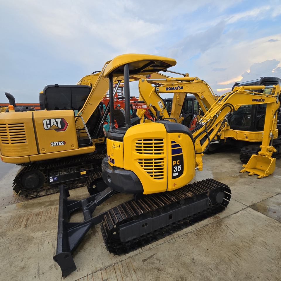 Komatsu PC35MR - حفار صغير: صورة 5 Komatsu PC35MR - حفار صغير: صورة 5