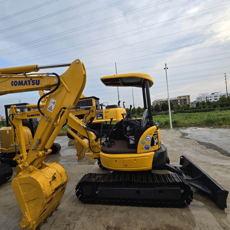 Komatsu PC35MR - حفار صغير: صورة 2 Komatsu PC35MR - حفار صغير: صورة 2