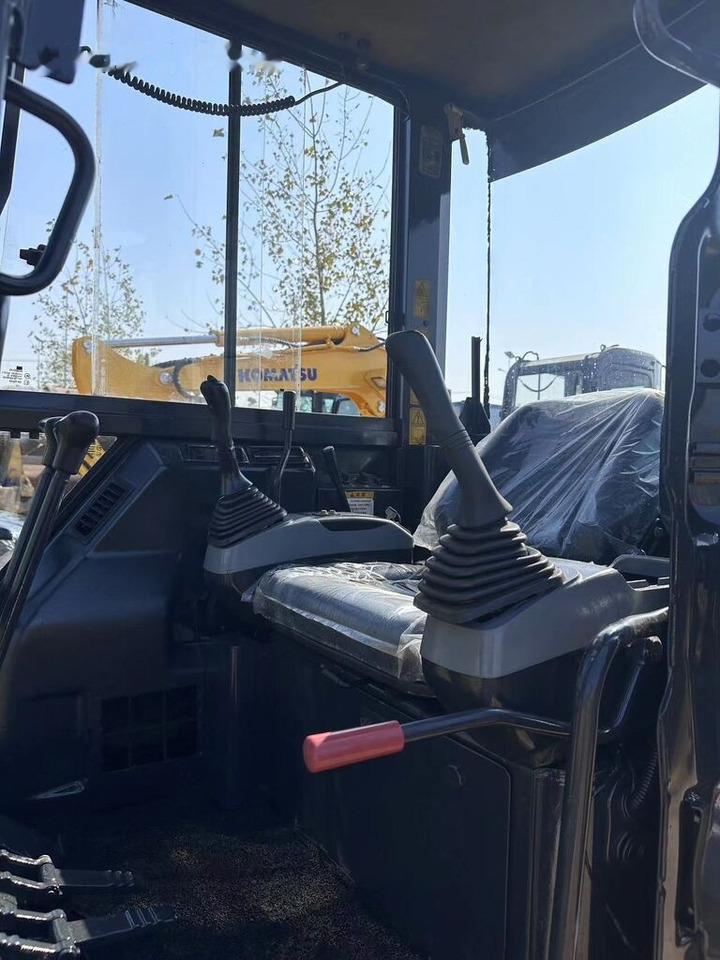 Komatsu PC50 - حفار صغير: صورة 1 Komatsu PC50 - حفار صغير: صورة 1