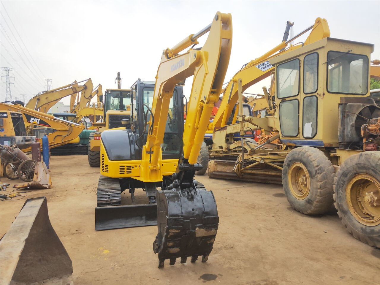 Komatsu PC55 - حفار صغير: صورة 5 Komatsu PC55 - حفار صغير: صورة 5
