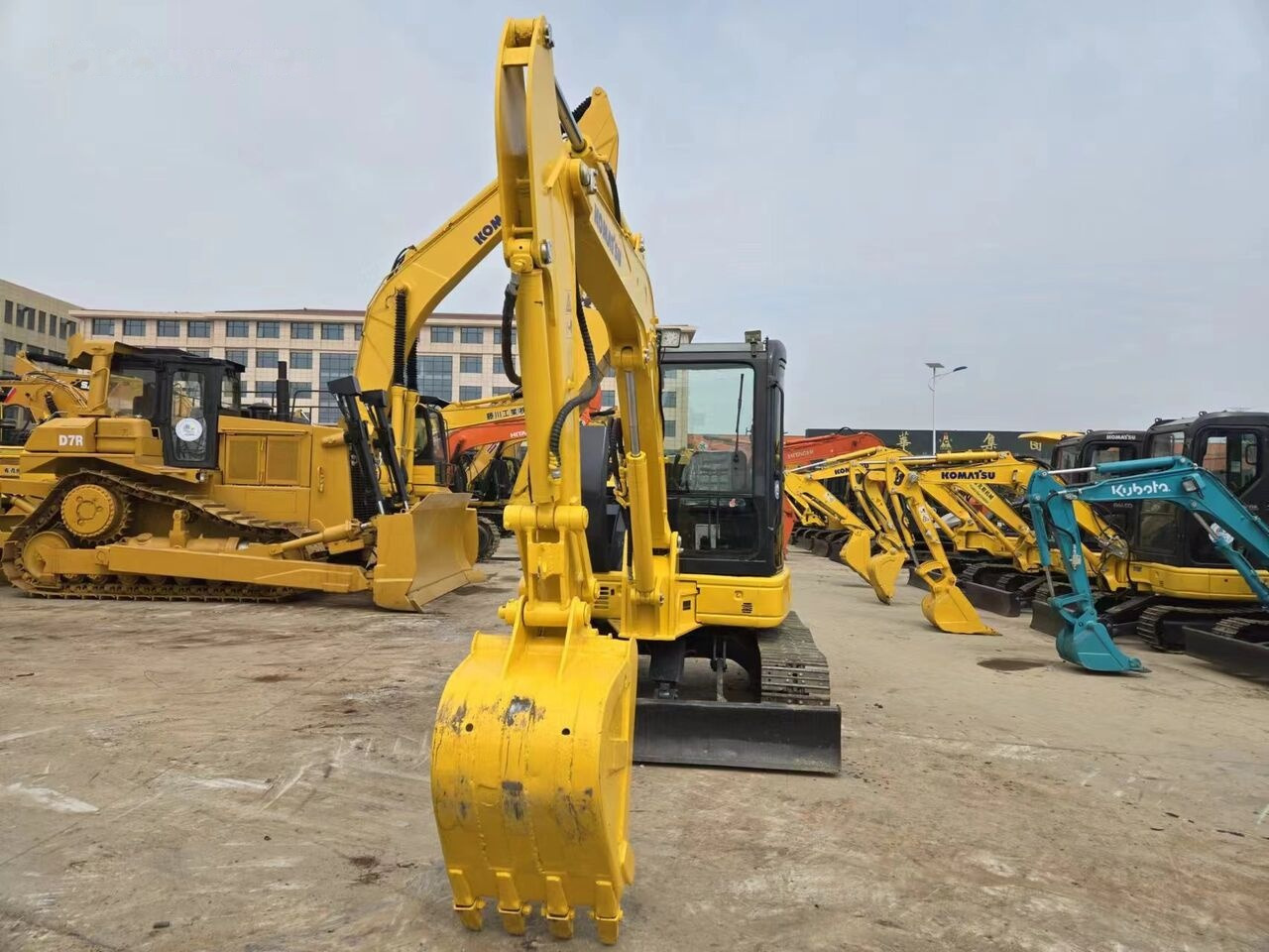 Komatsu PC55 - حفار صغير: صورة 3 Komatsu PC55 - حفار صغير: صورة 3