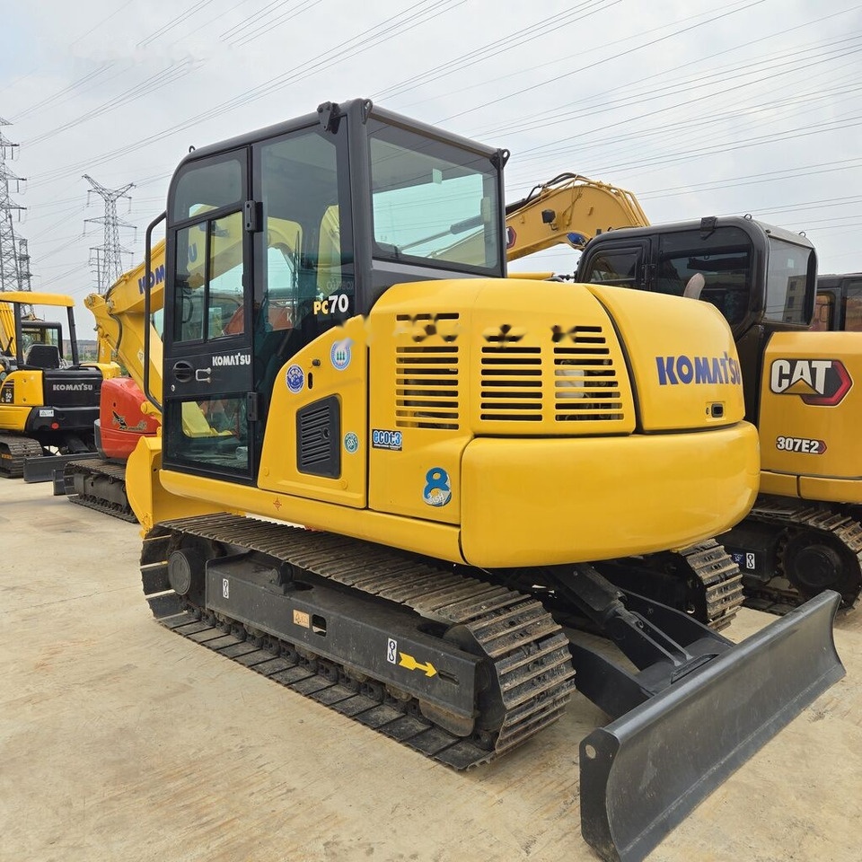 Komatsu PC70-8 - حفار صغير: صورة 2 Komatsu PC70-8 - حفار صغير: صورة 2