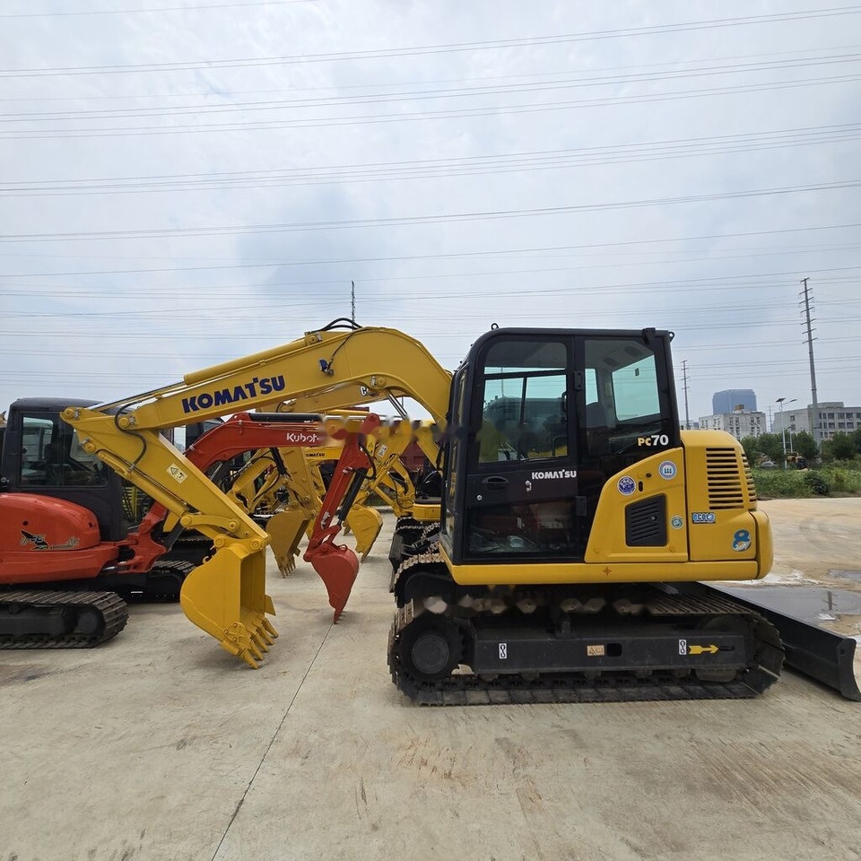 Komatsu PC70-8 - حفار صغير: صورة 3 Komatsu PC70-8 - حفار صغير: صورة 3