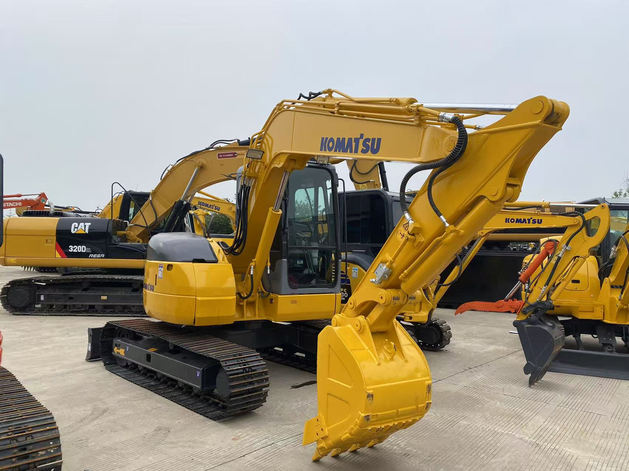 Komatsu PC78US - حفار صغير: صورة 4 Komatsu PC78US - حفار صغير: صورة 4