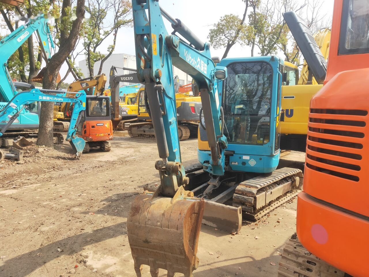 Kubota KX135 - حفار صغير: صورة 2 Kubota KX135 - حفار صغير: صورة 2