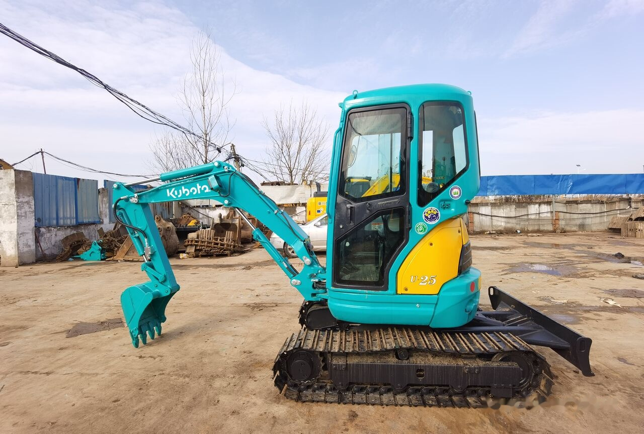Kubota U25 - حفار صغير: صورة 3 Kubota U25 - حفار صغير: صورة 3