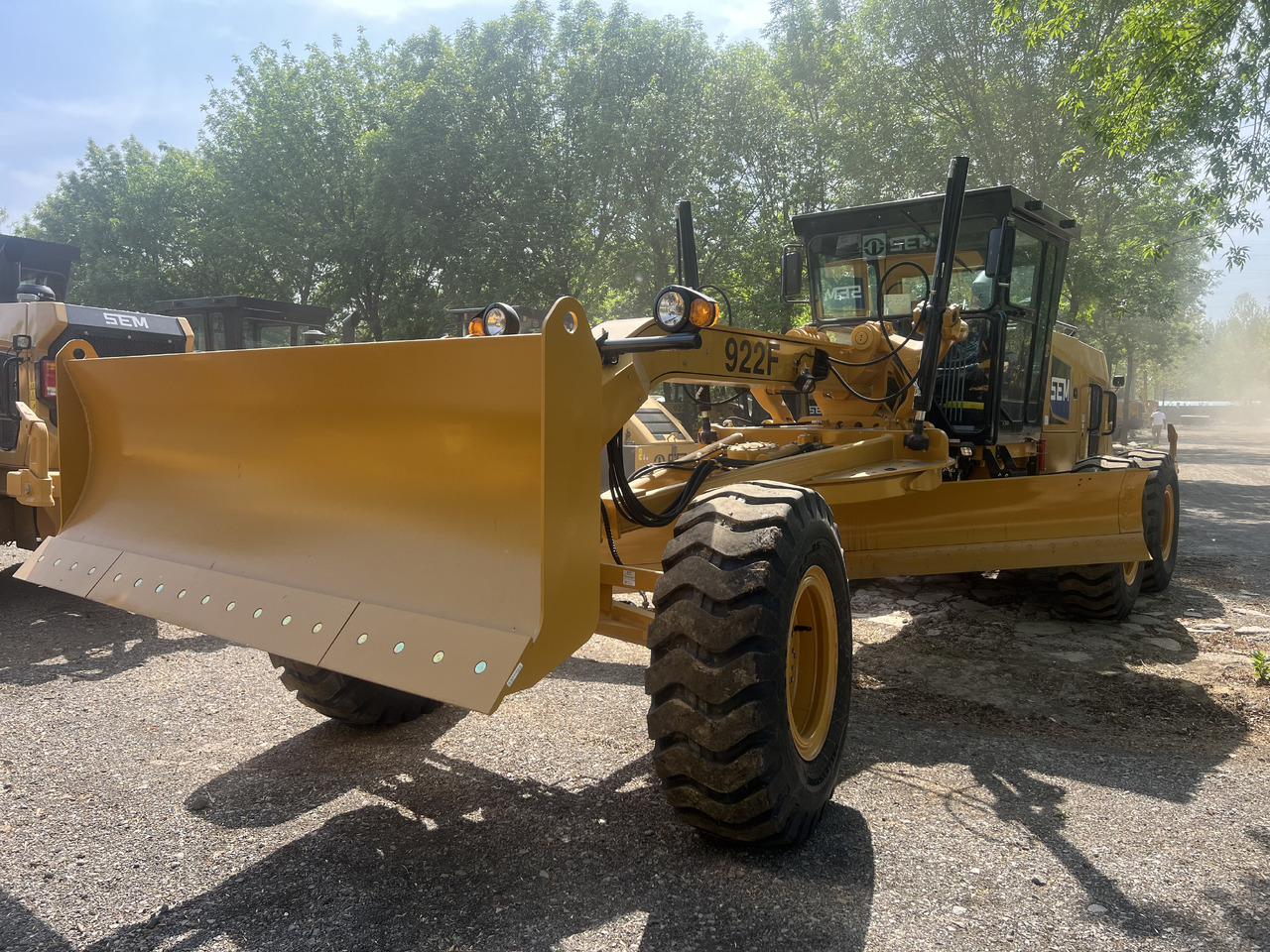 ماكينة تسوية للبيع  SEM SEM922F: صورة 7