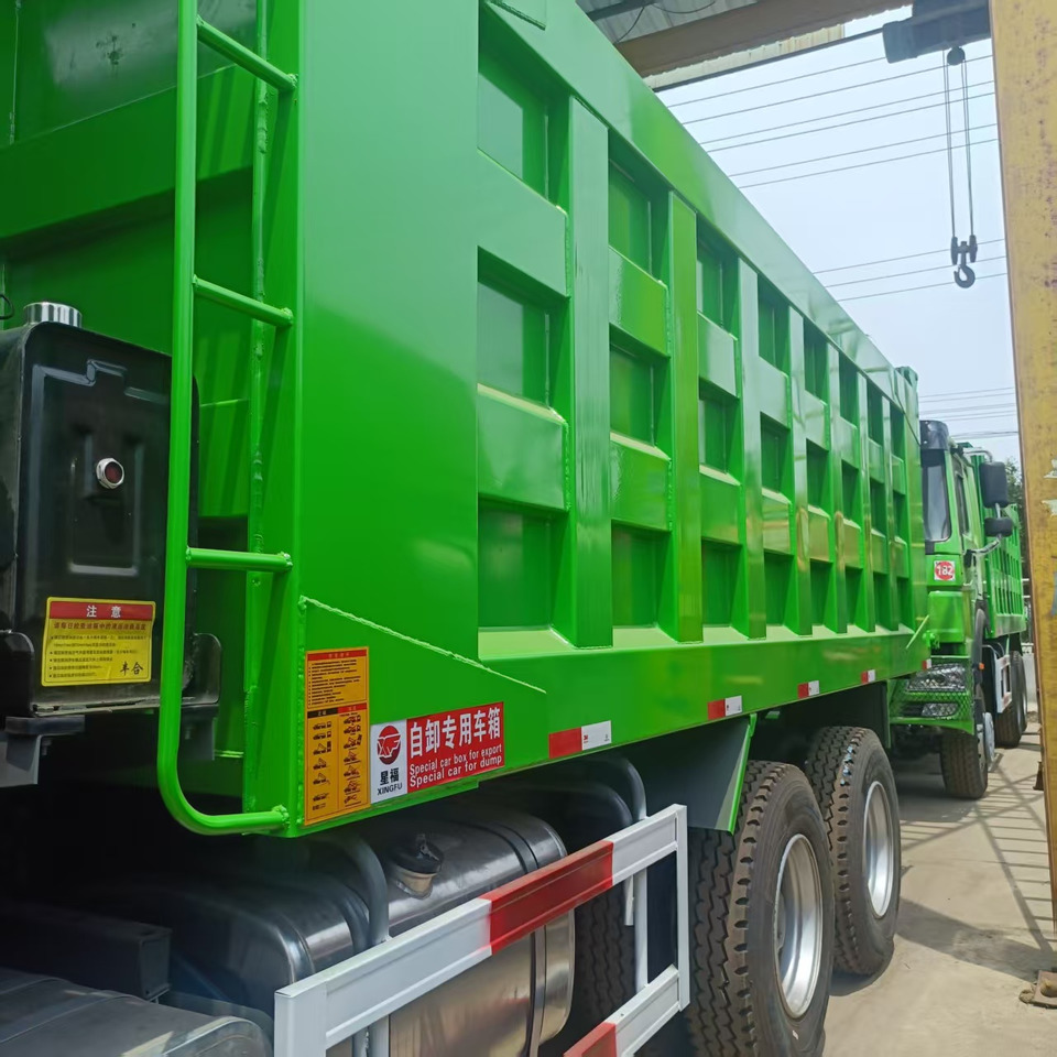 SINOTRUK HOWO 6x4 - شاحنة قلاب: صورة 4 SINOTRUK HOWO 6x4 - شاحنة قلاب: صورة 4