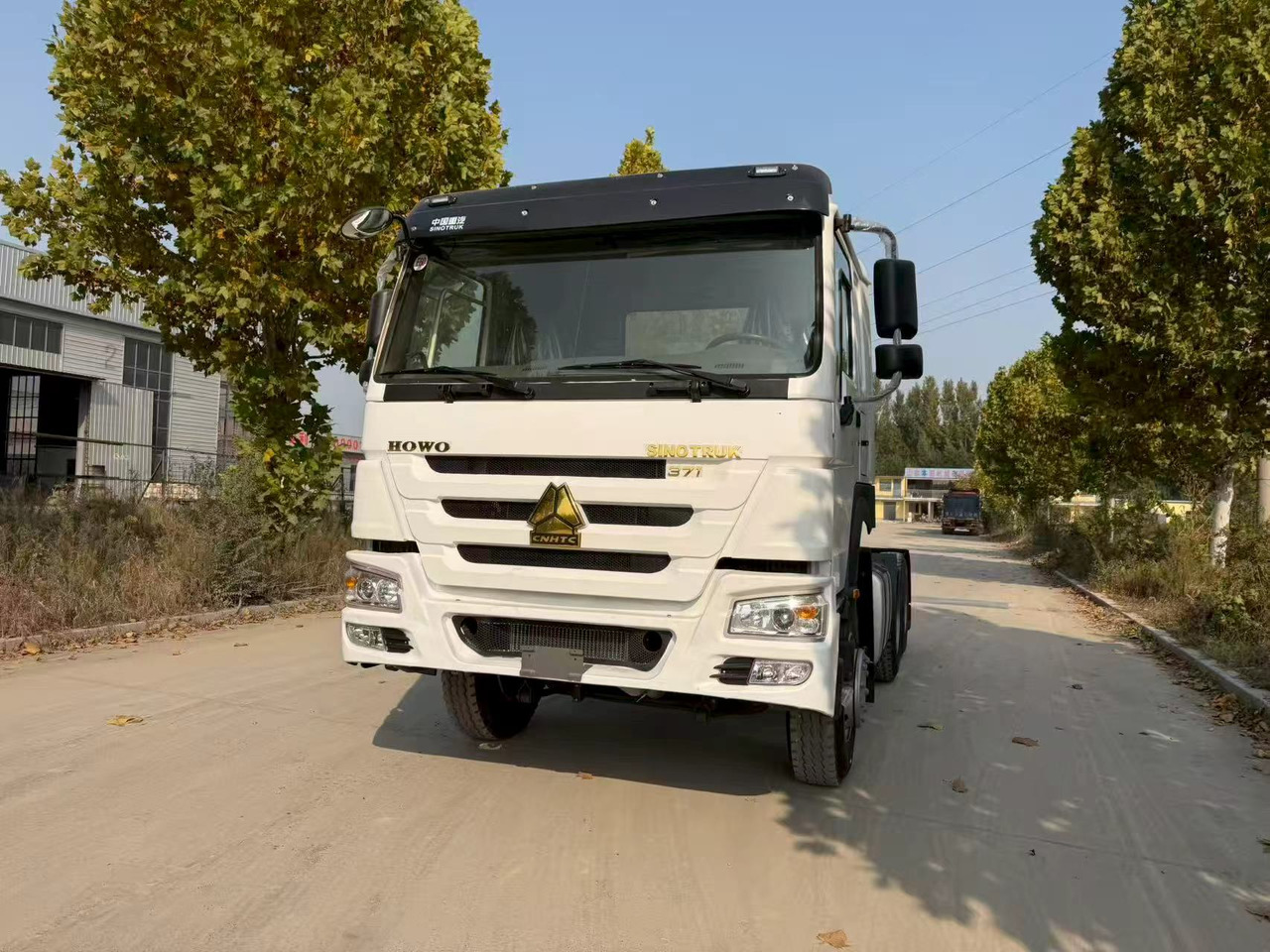 SINOTRUK HOWO tractor - رأس تريلا: صورة 2 SINOTRUK HOWO tractor - رأس تريلا: صورة 2