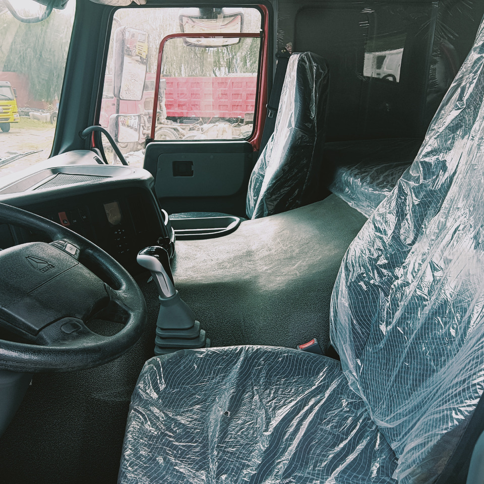 شاحنة قلاب SINOTRUK HOWO: صورة 6