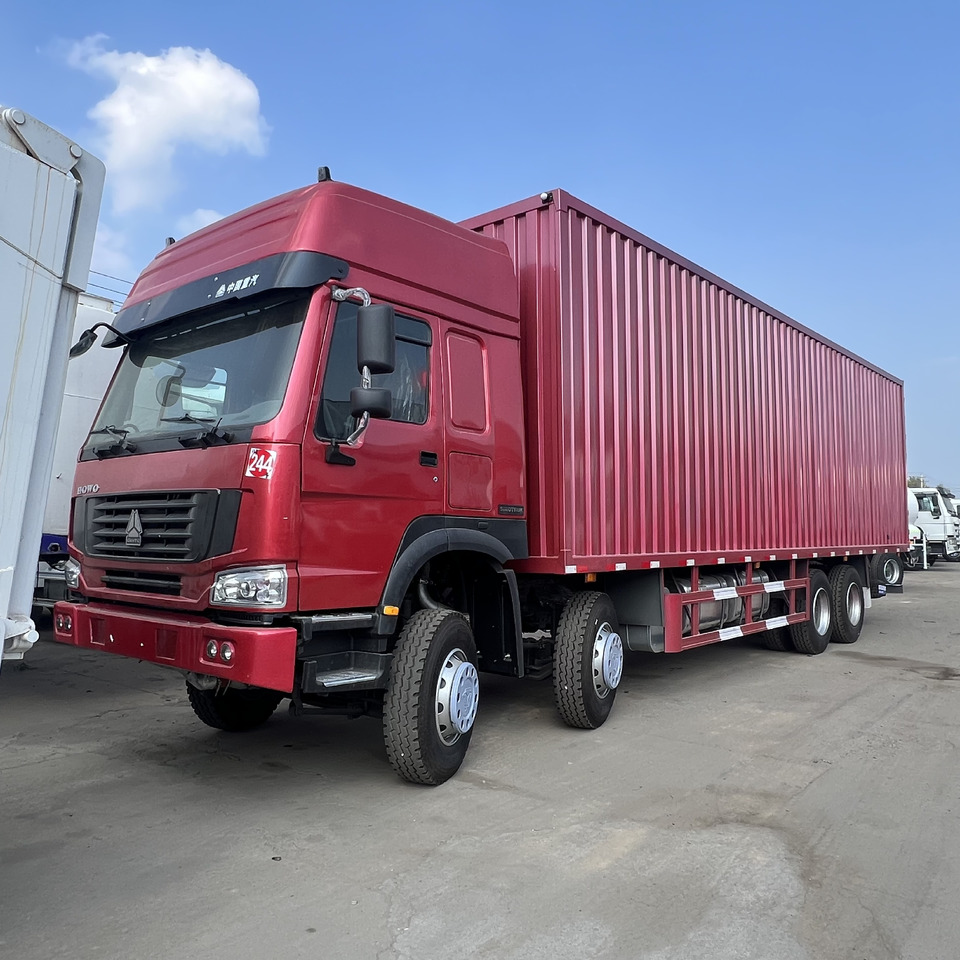 SINOTRUK HOWO - شاحنة صندوقية: صورة 1 SINOTRUK HOWO - شاحنة صندوقية: صورة 1